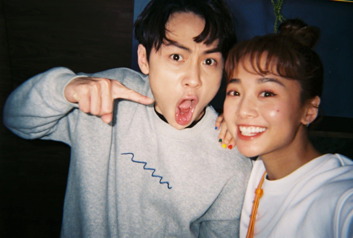 顏佑庭與鬼鬼是工讀生拍檔