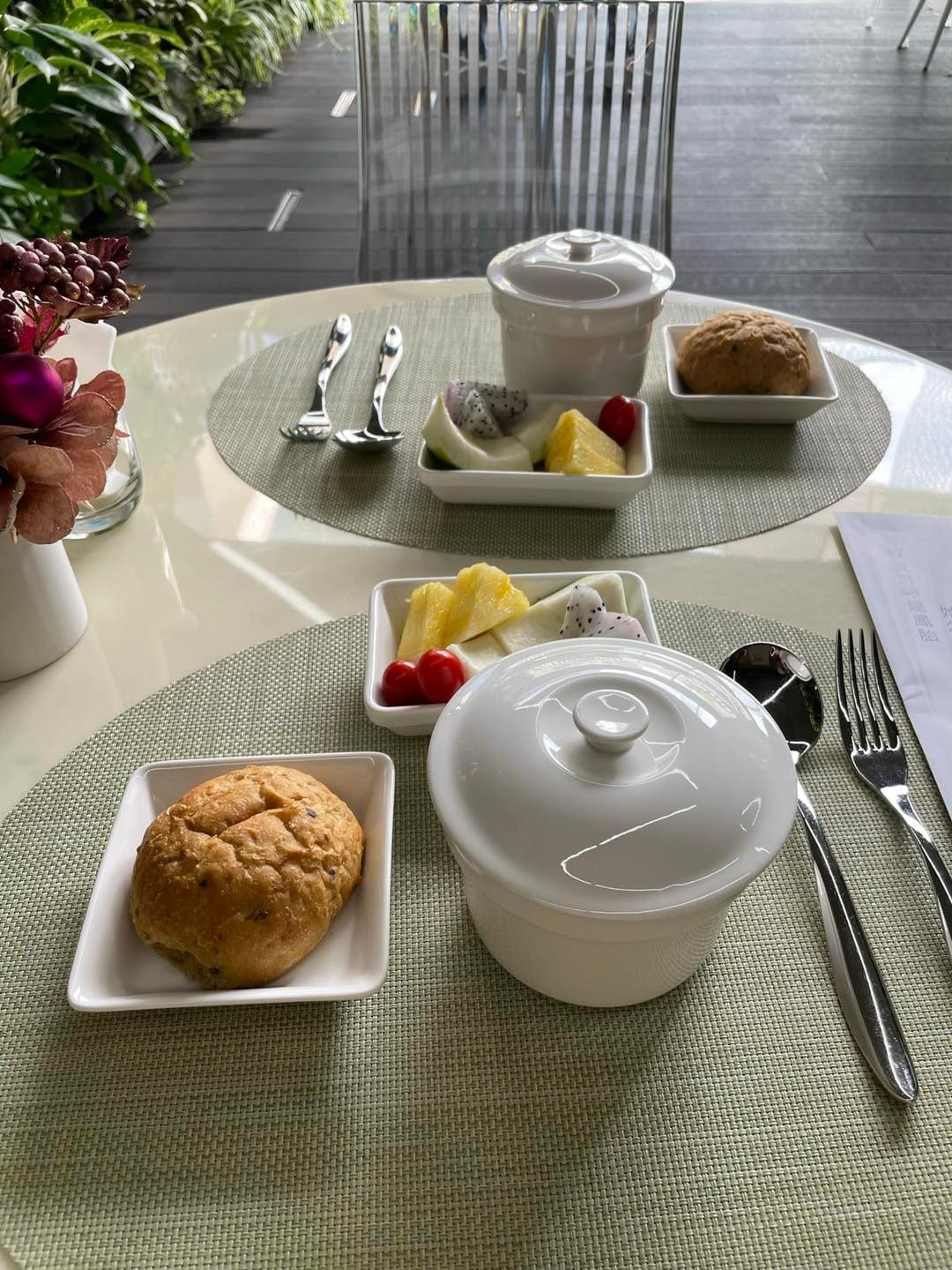 趙筱葳分享診所準備的餐點