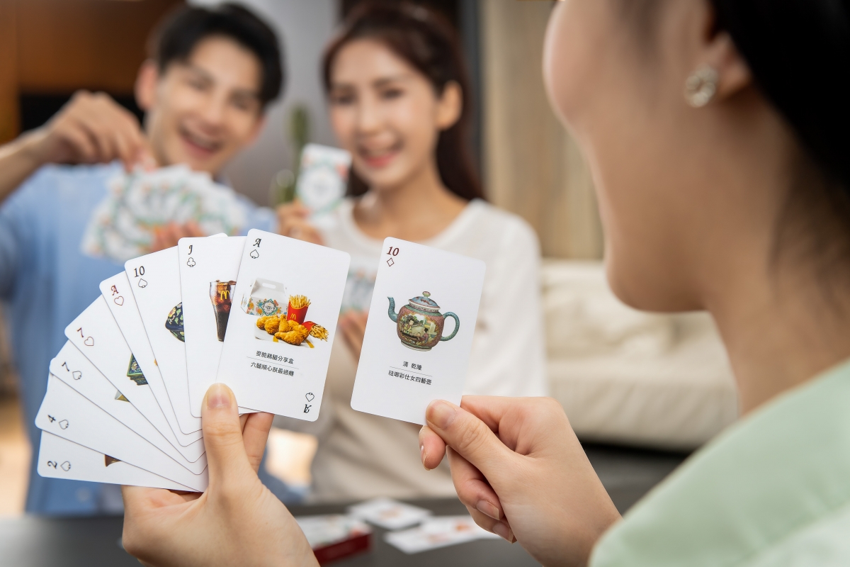 麥當勞x故宮「朕就喜翻」故宮聯名桌遊