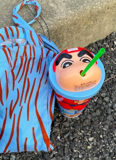 蠟筆小新水杯設計