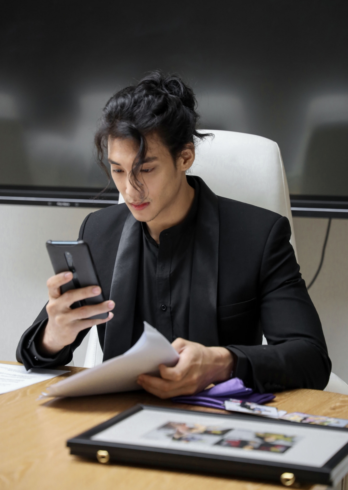 霸道總裁般的身影