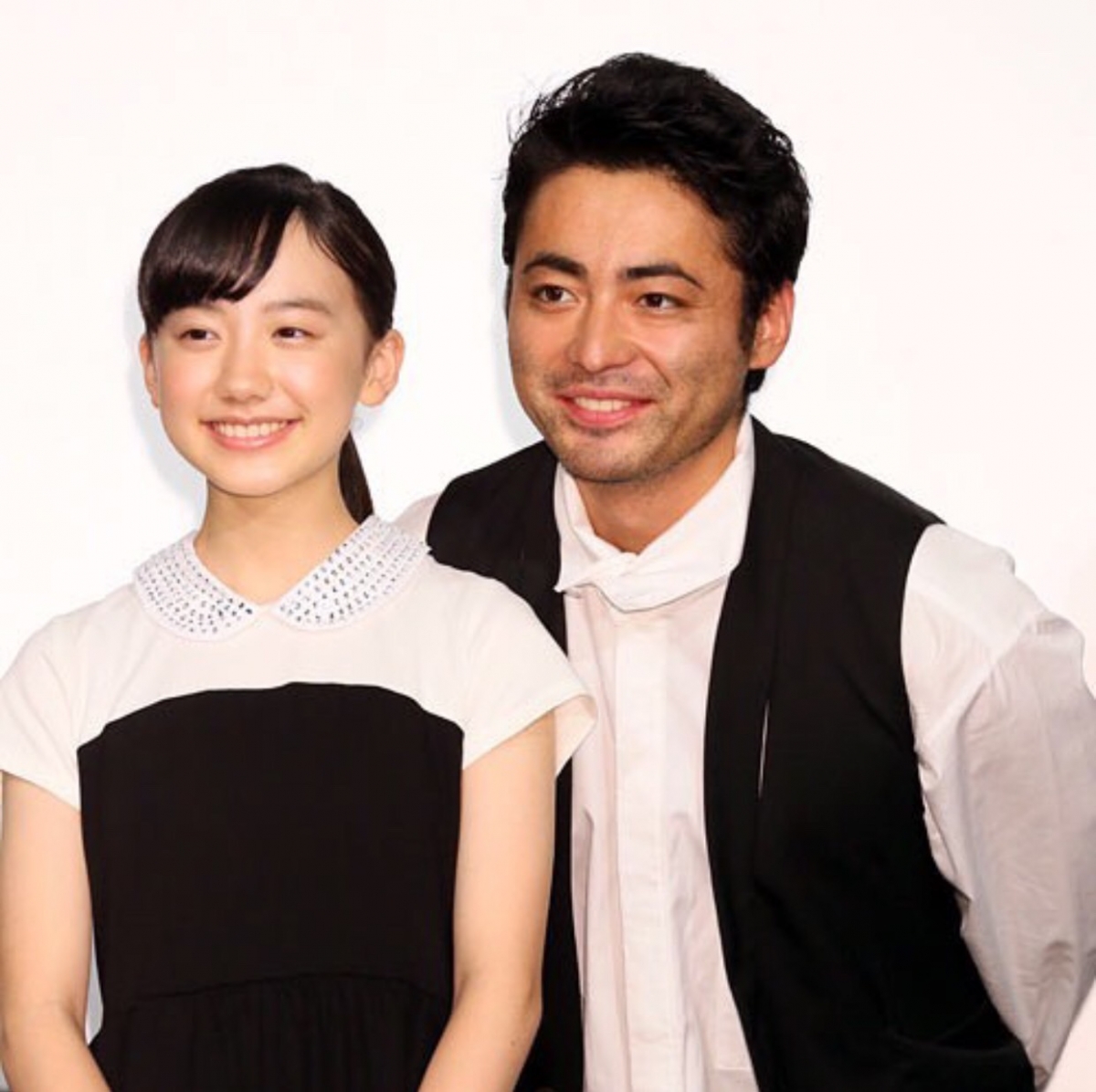 蘆田愛菜與山田孝之