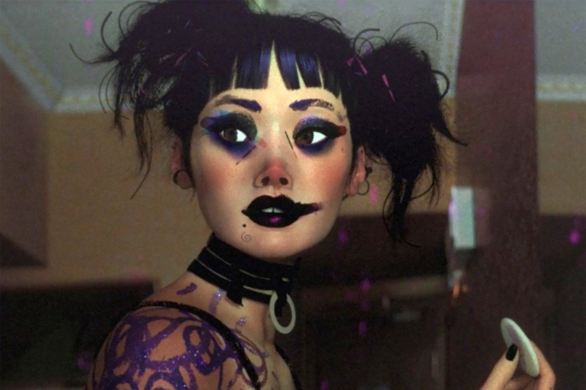 第一季的目擊者女主角