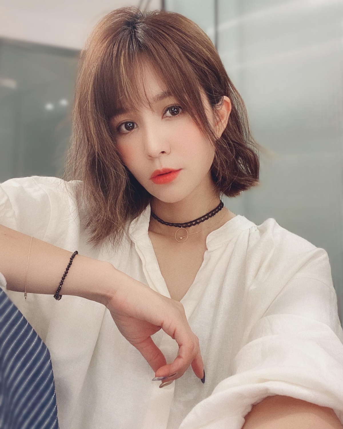 吳怡霈分享自己現在每天起床後，一定會喝一大杯溫熱水