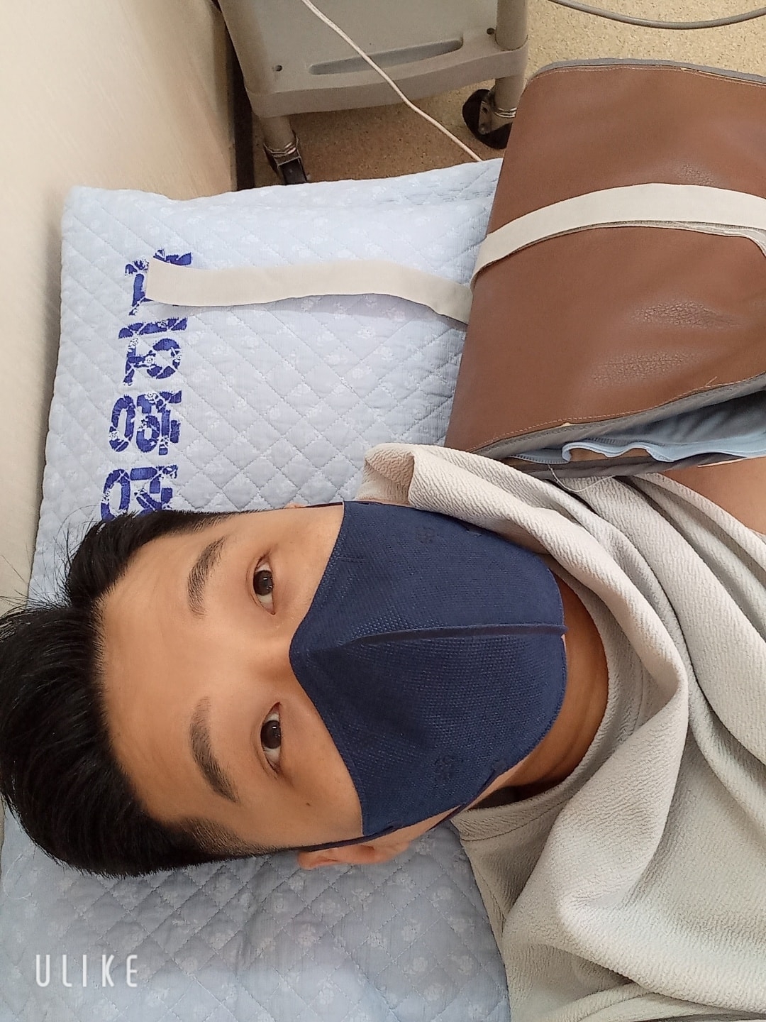 比倒V卻受傷