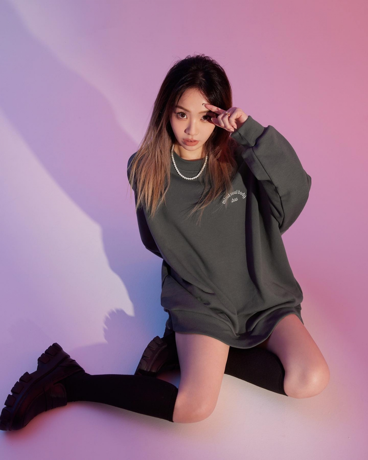 陳芳語為自己的品牌拍攝宣傳照