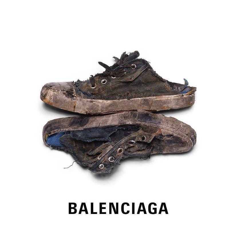 Balenciaga這雙鞋玩出破時尚