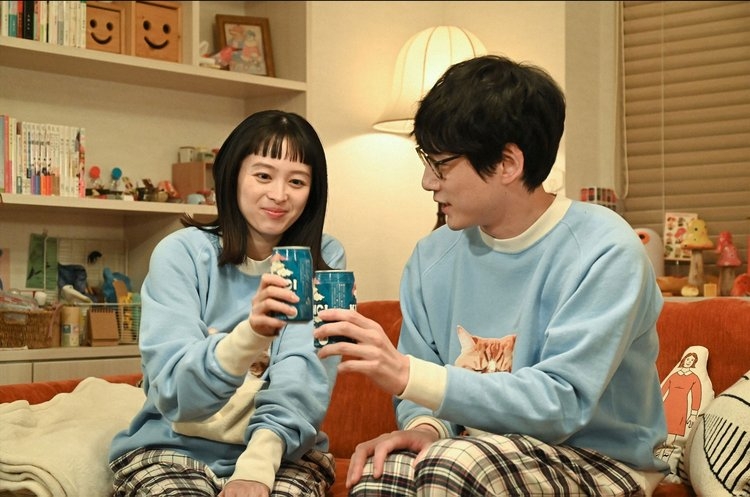 和喜歡的人住在一起會有種溫暖的歸屬感。