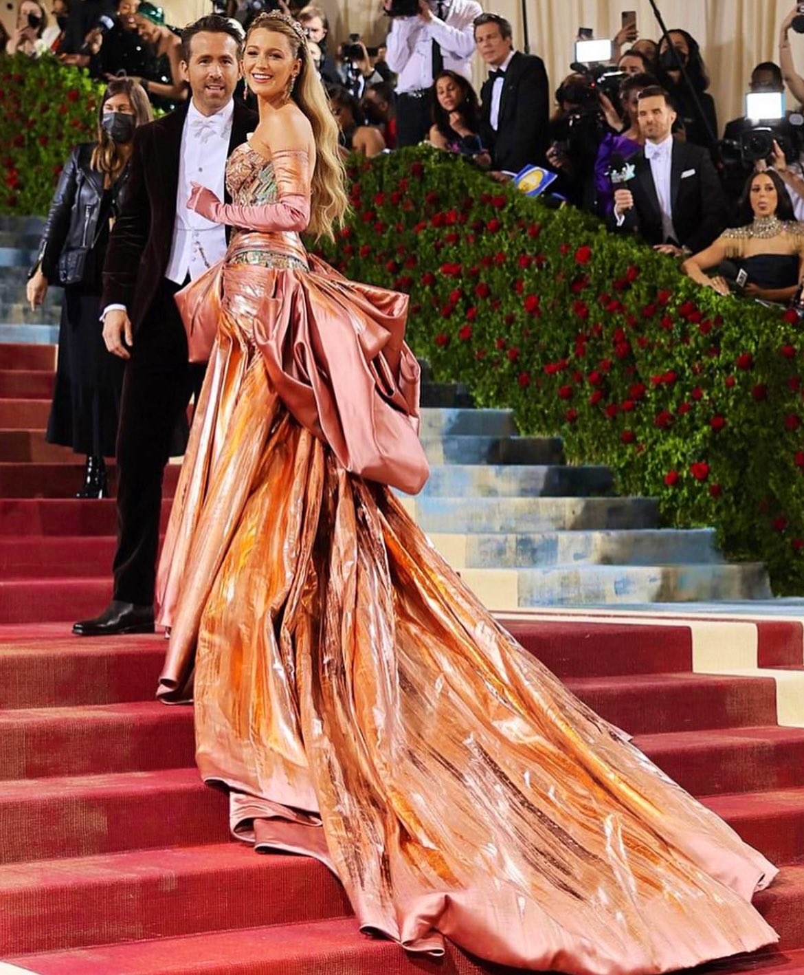 萊恩雷諾斯與布蕾克萊芙莉出席Met Gala