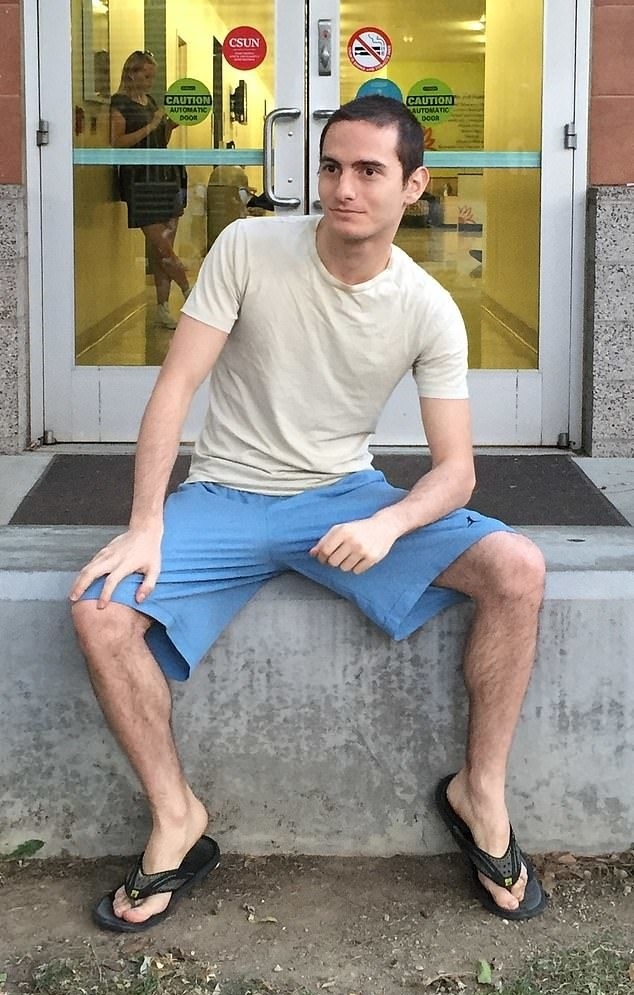 凱爾外貌可能讓人看不出他是炙手可熱的捐精師