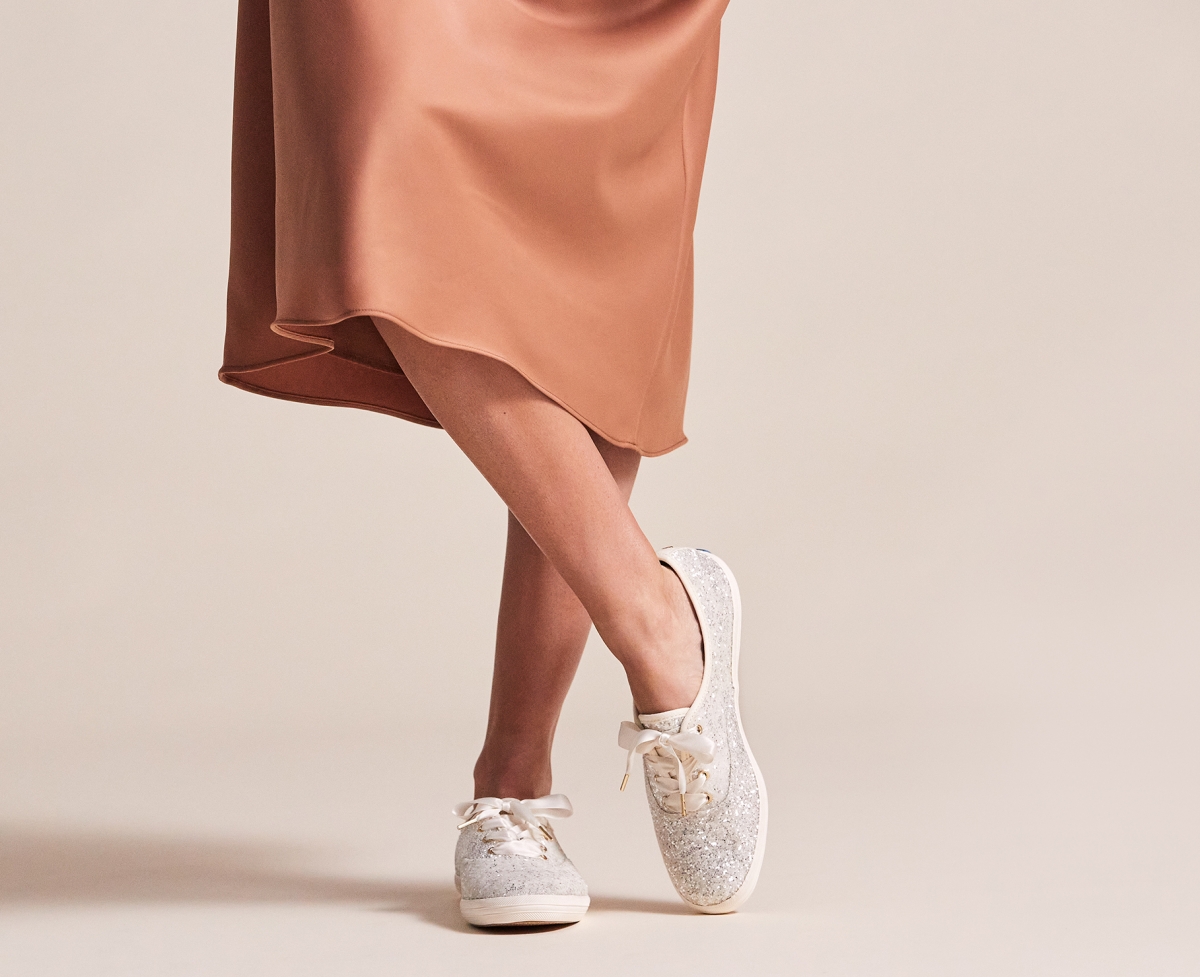 Keds x kate spade-CHAMPION 婚禮休閒帆布鞋-米白亮片，NT$2,470