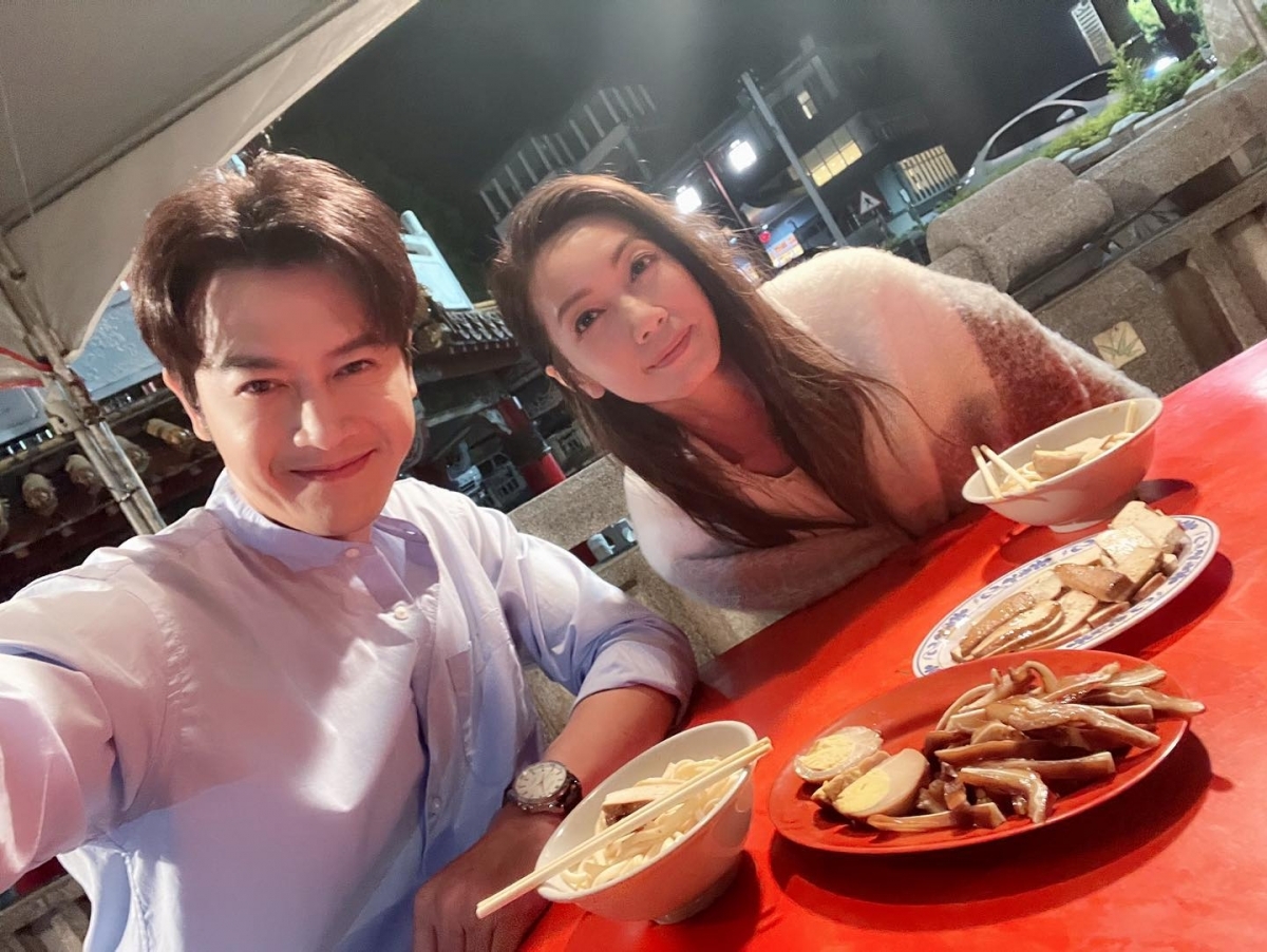 張勛傑、林韋君熱戀？