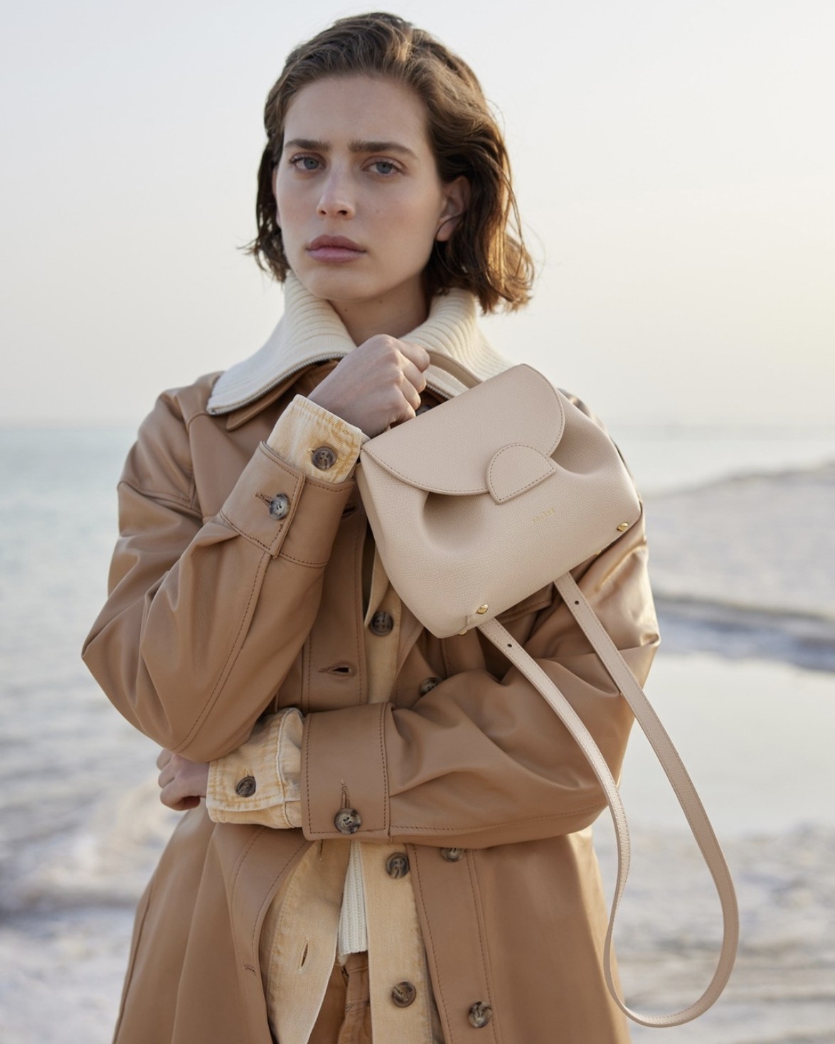 Polène 不僅在影集《艾蜜莉在巴黎 Emily in Paris》有出現過，也是英國凱特王妃的愛用品牌。