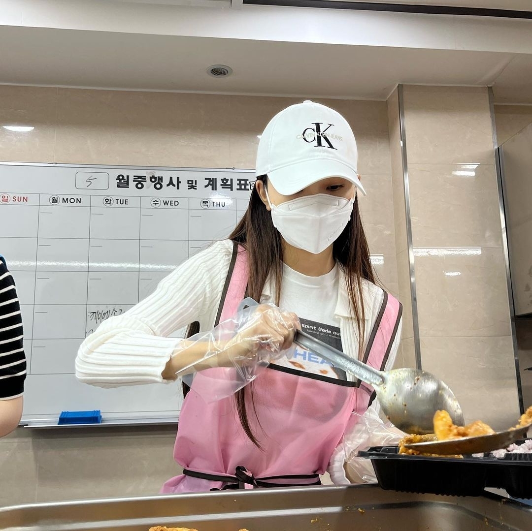 宋智雅反省期間低調行善