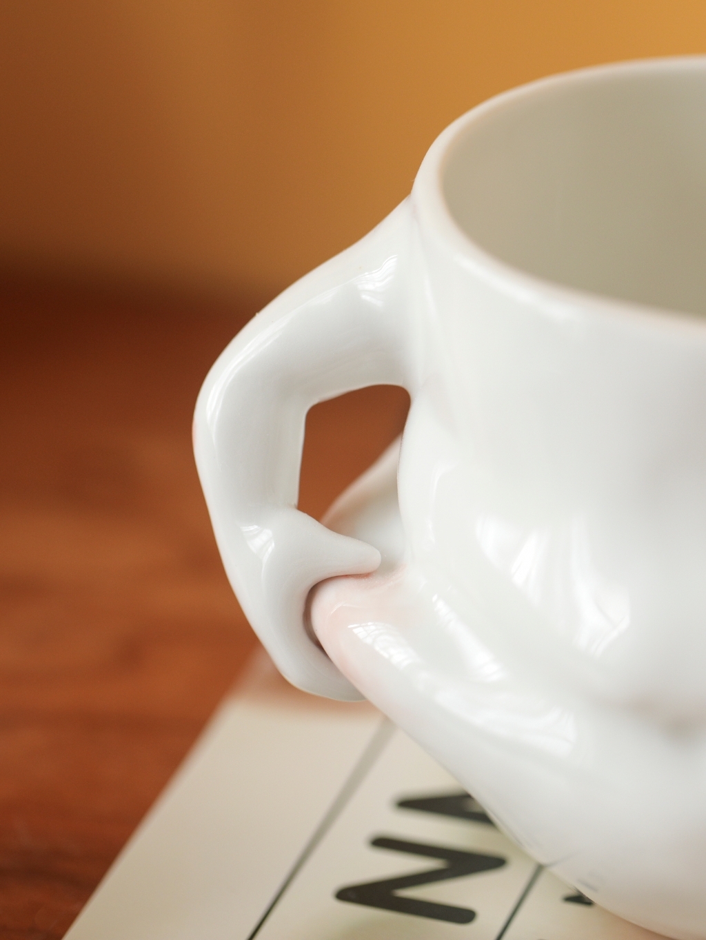 陶瓷杯上用紅暈感呈現