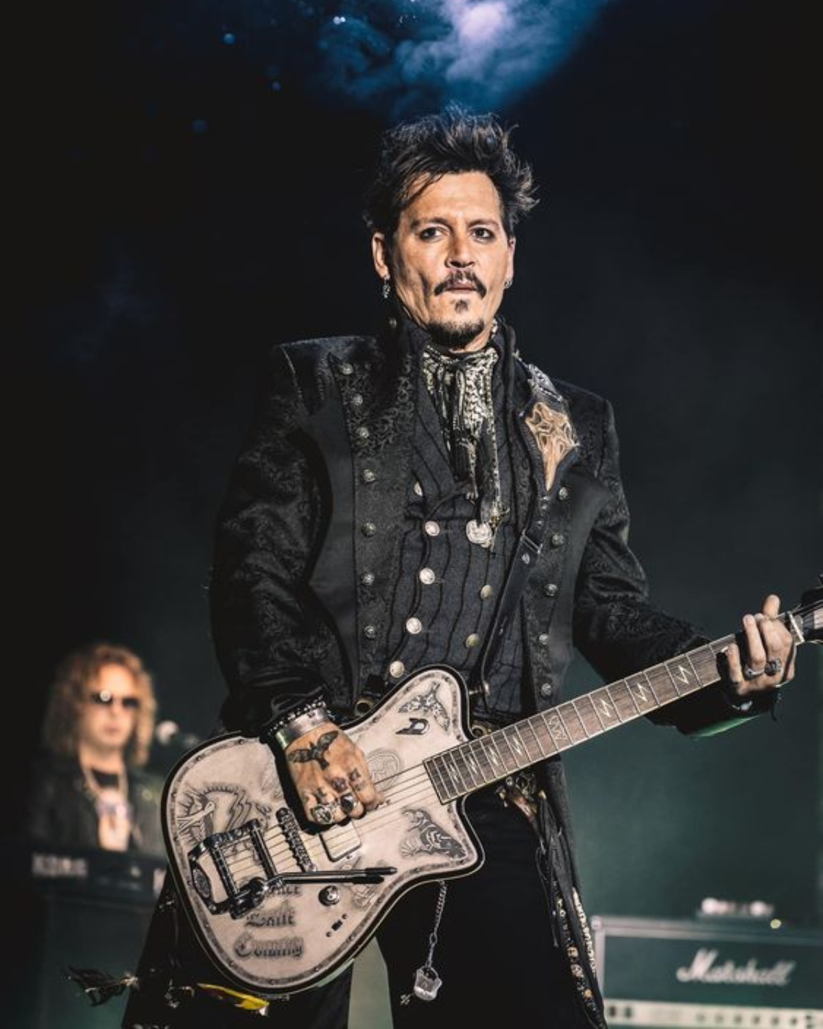 強尼戴普官司勝訴後發布新專輯