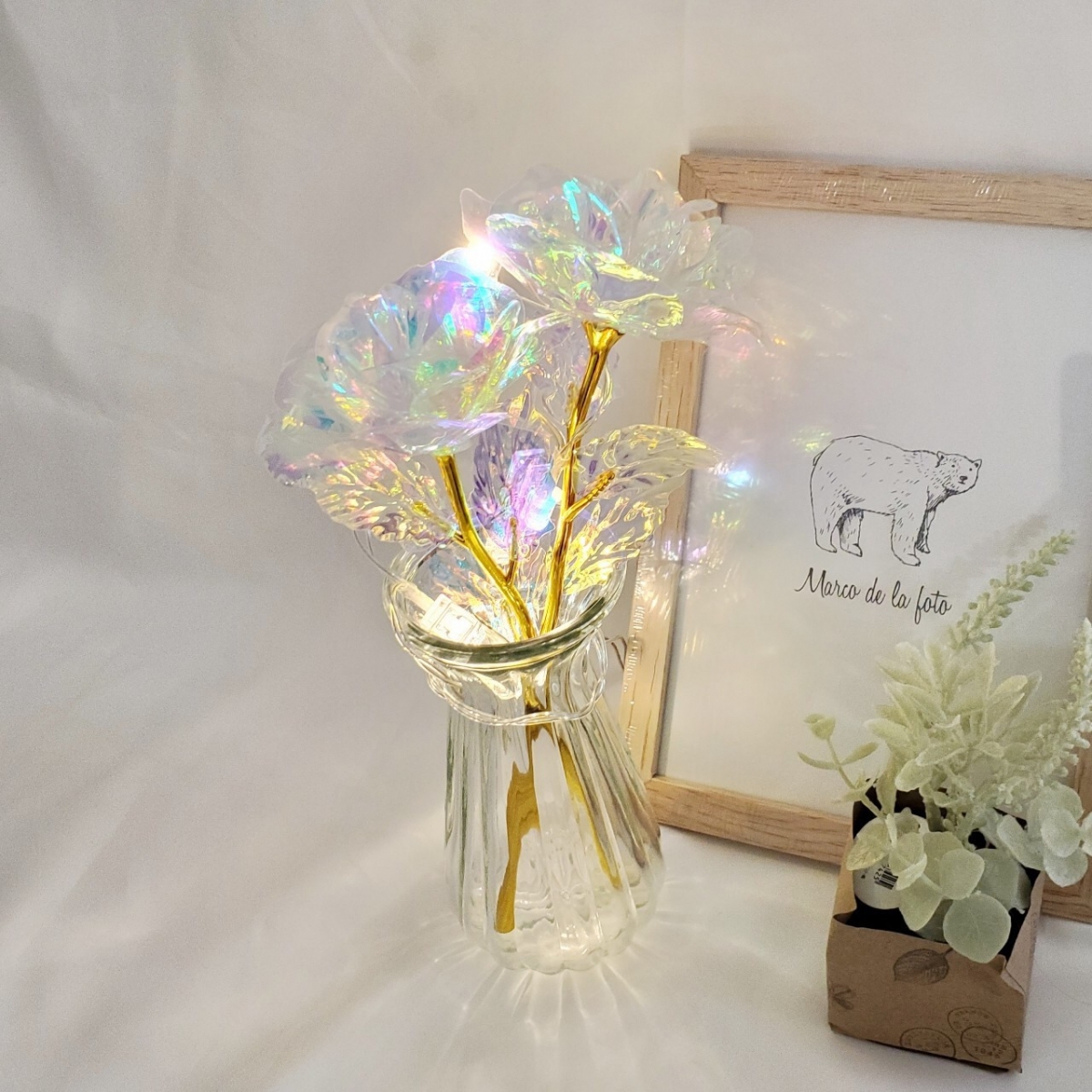 商品為百元商店常見人造花