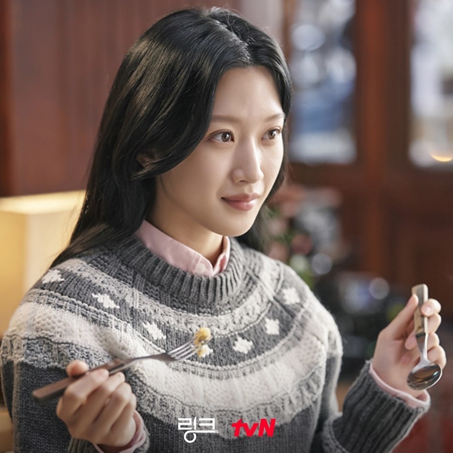 呂珍九、文佳煐皆為童星出道