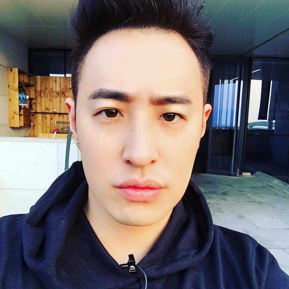 潘瑋柏擁有一張娃娃臉