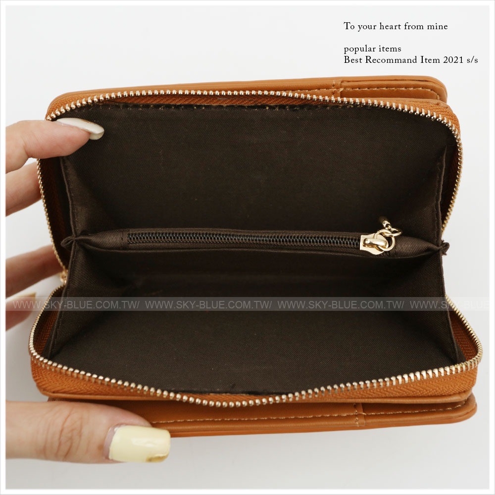 中夾的空間很大、夾層也多