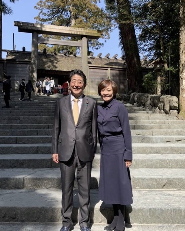 安倍晉三時常拿妻子沒辦法