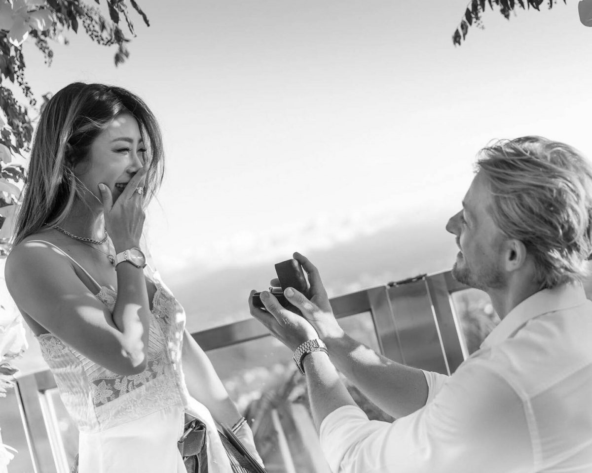 法比與女友求婚成功,成為台灣女婿