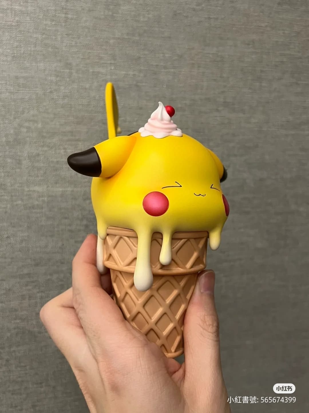 胖胖的皮卡丘臉頰