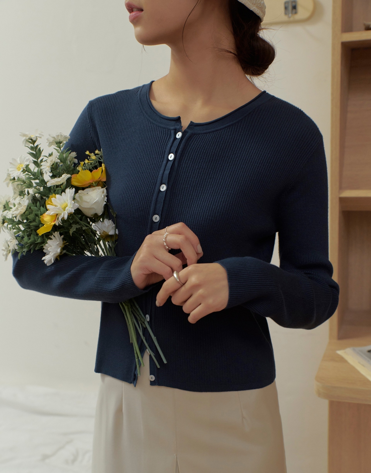 PAZZO滾邊設計坑紋針織外套，NT$590