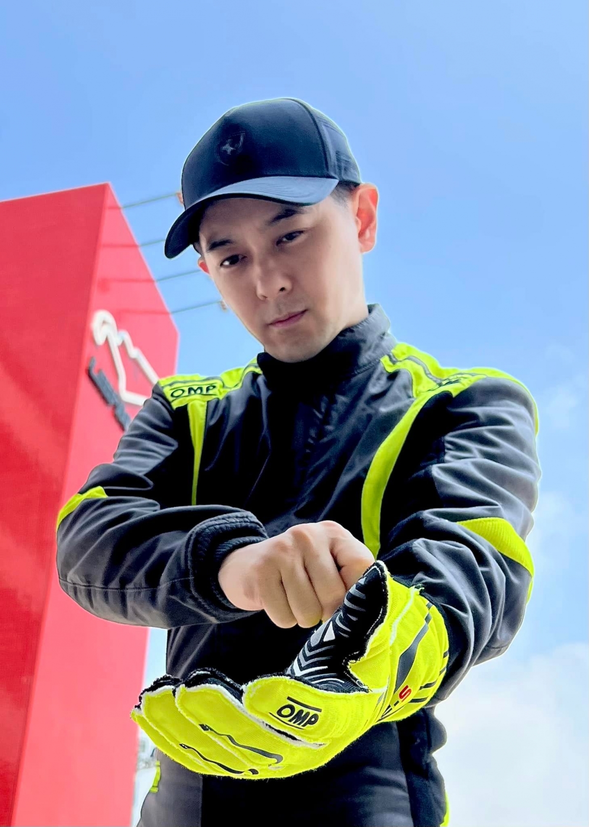 林志穎從18歲就開始玩車