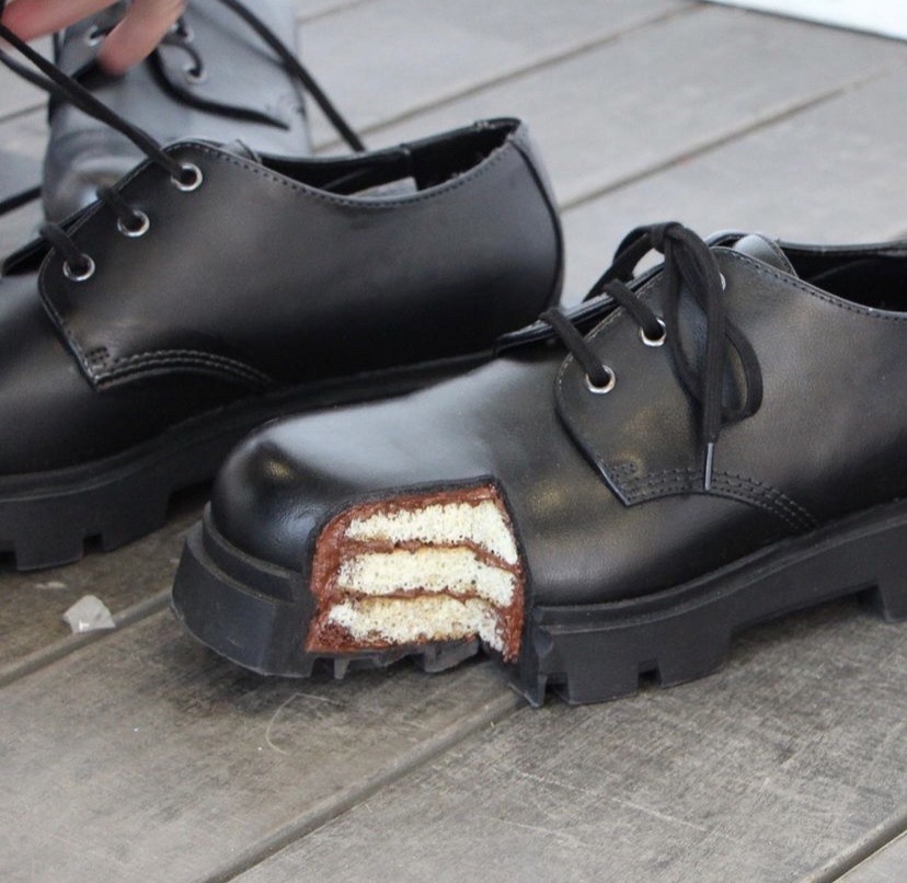 巧克力口味蛋糕皮鞋