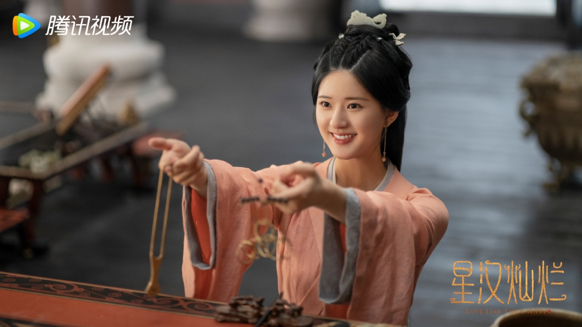 程少商（趙露思 飾）