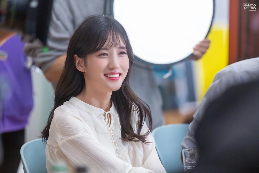 朴恩斌汽水廣告花絮照