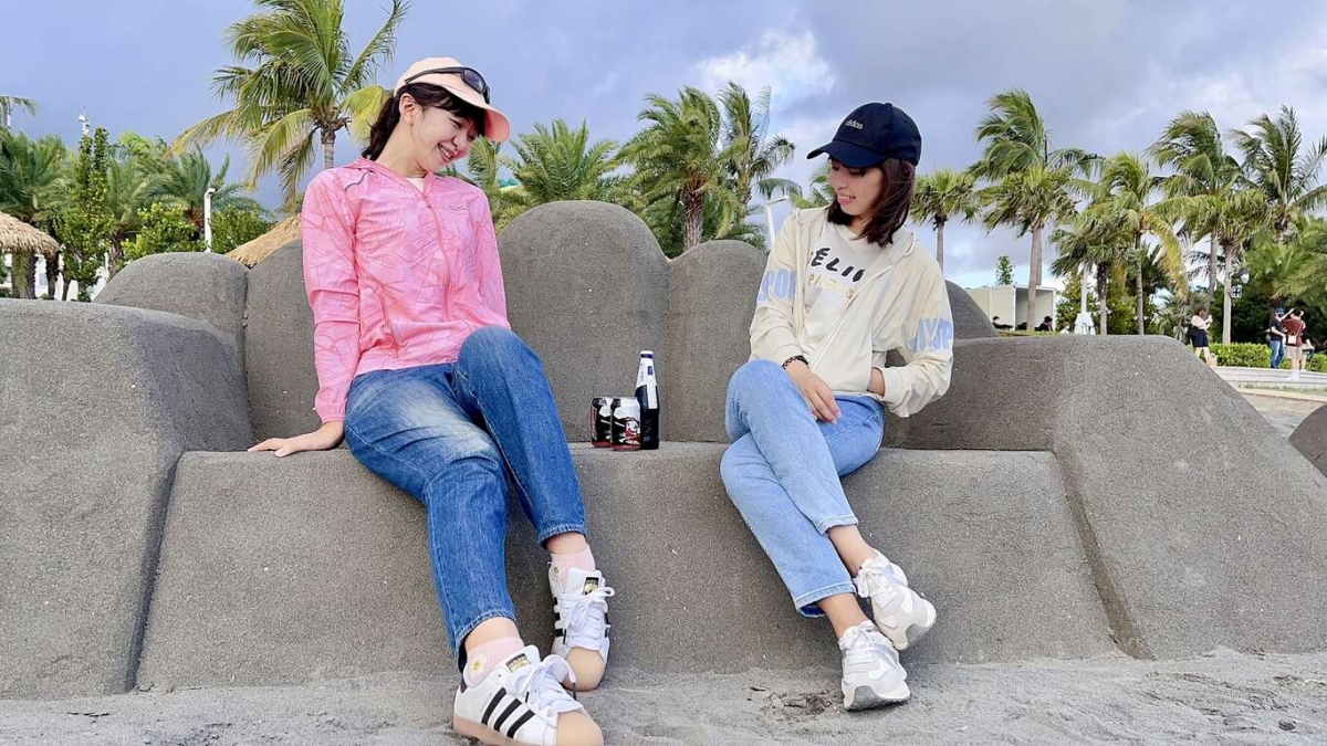 貝殼沙雕還可以坐在上面拍照