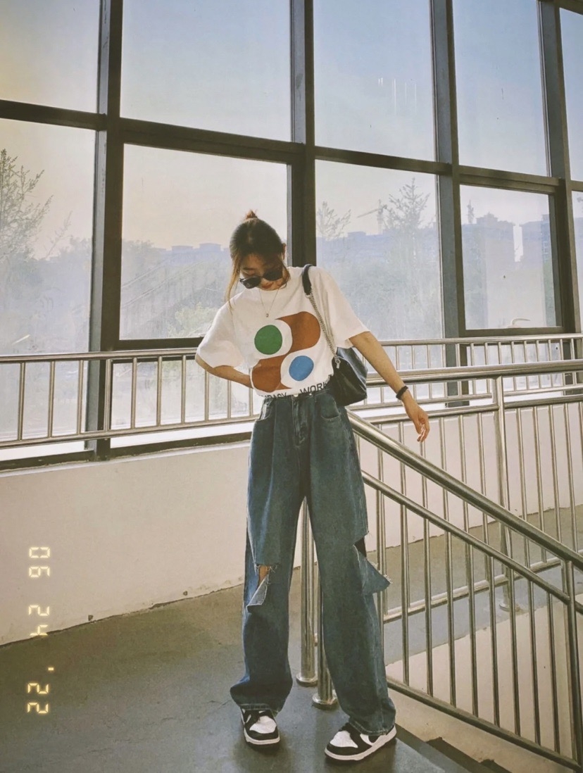 女孩覺得慵懶好看的寬褲