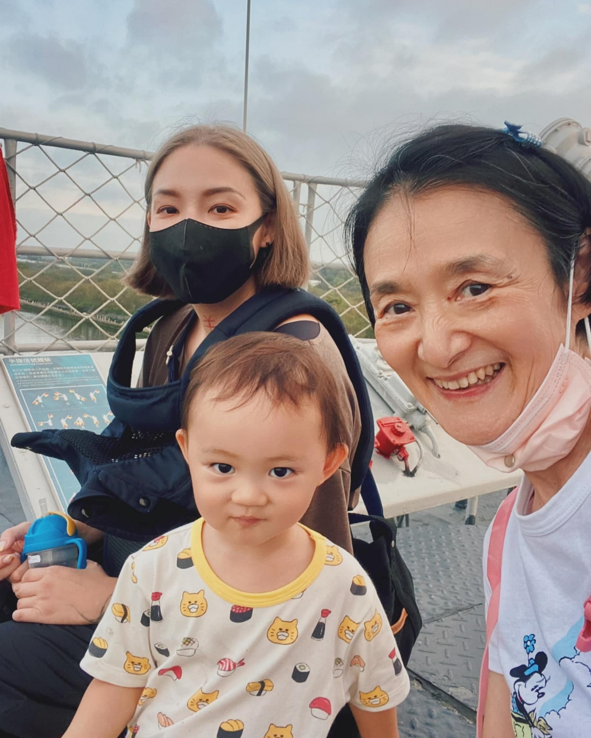 歐陽靖目前移居台南