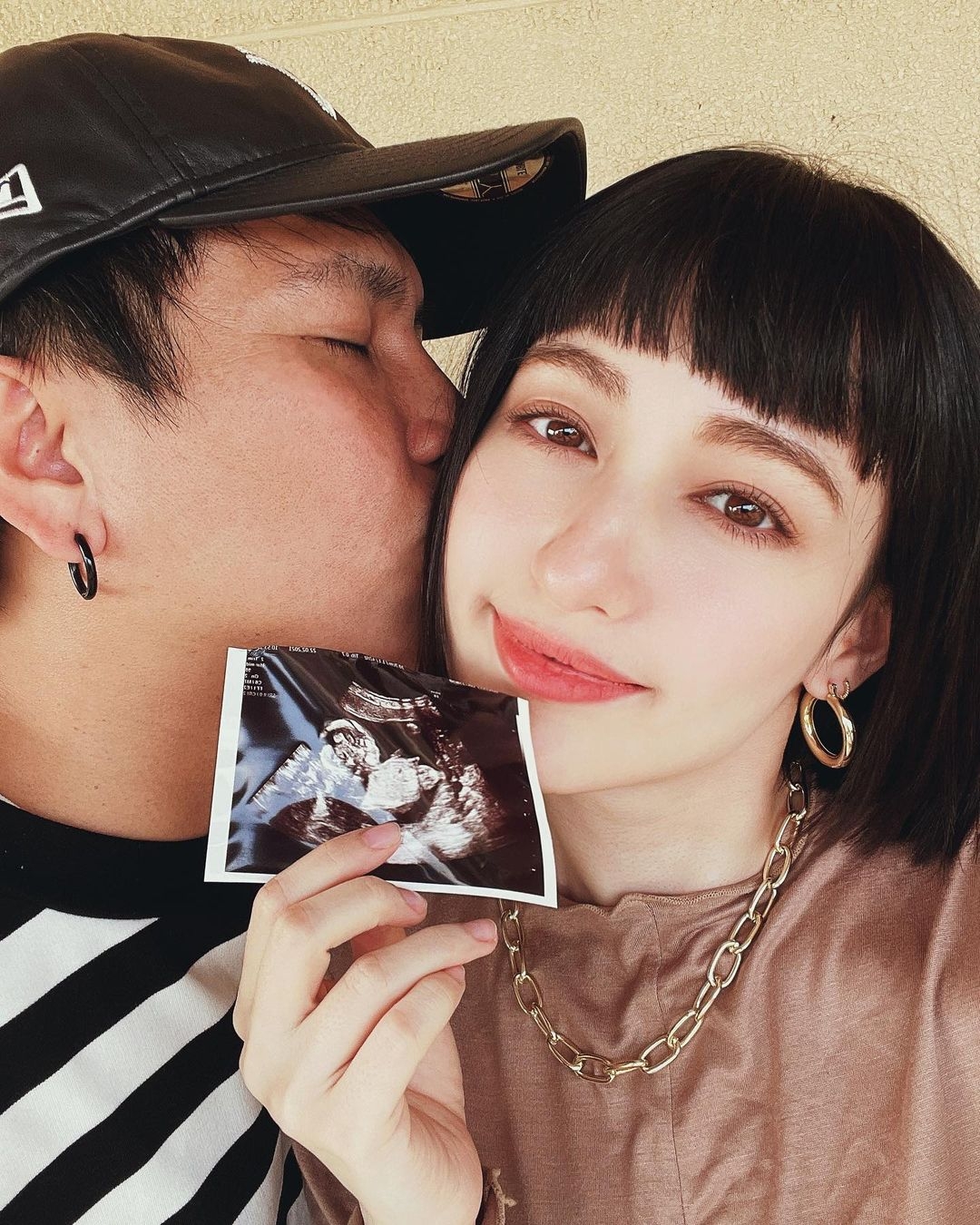 婚後連3年生下3子，成為三寶媽