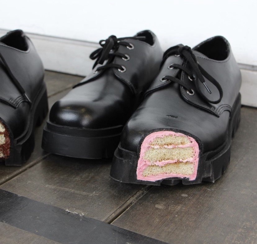 草莓口味蛋糕皮鞋