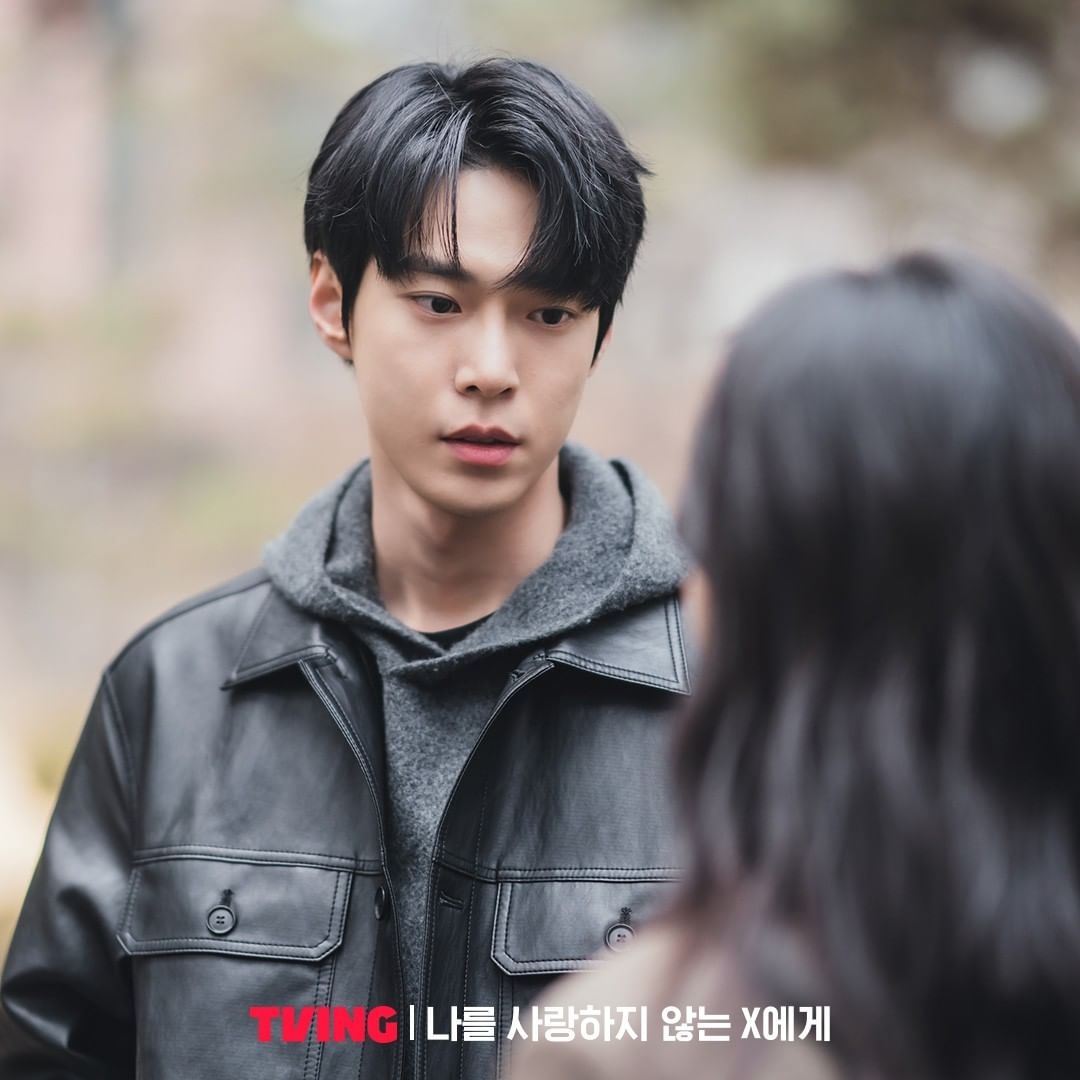 鄭時浩(道英 飾)