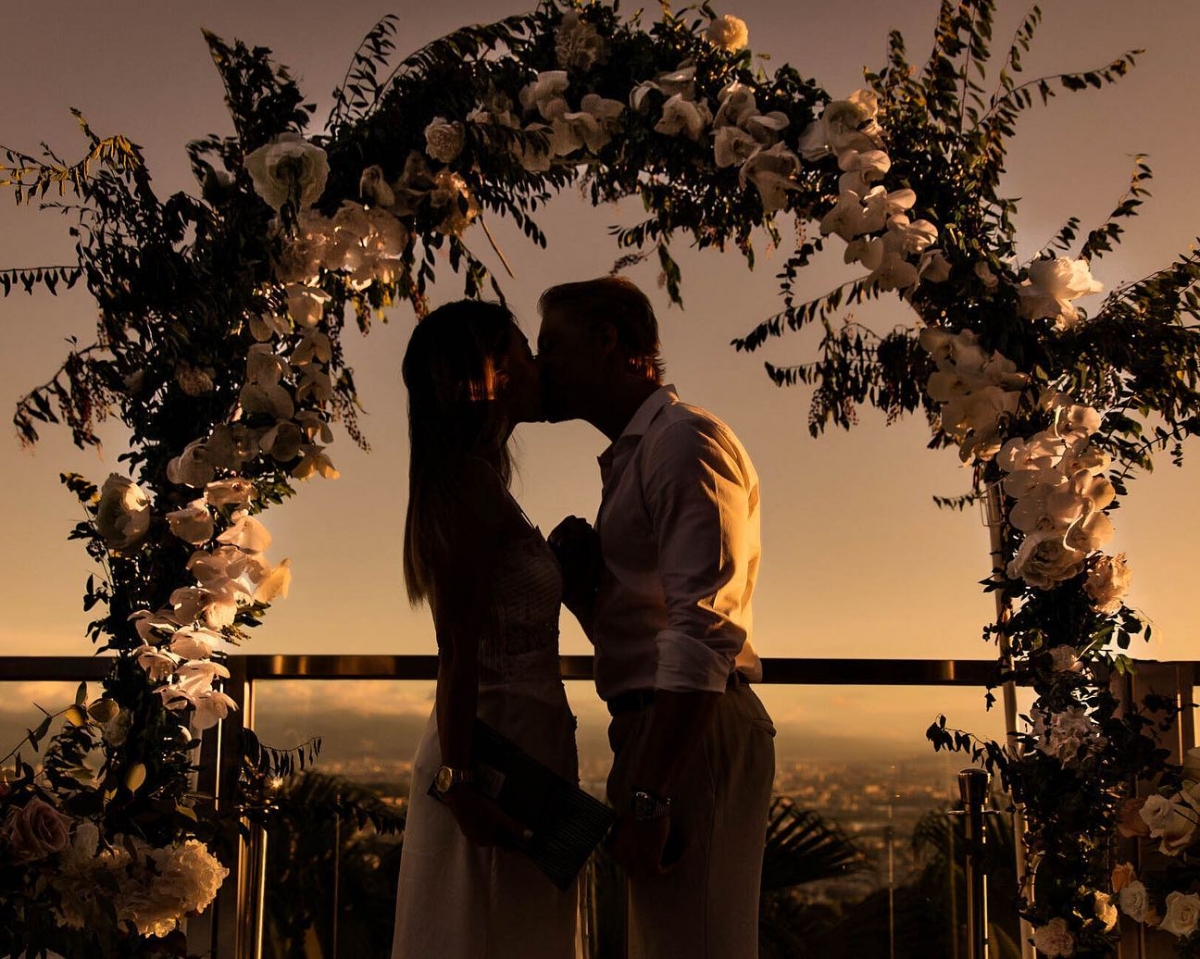 法比與女友求婚成功,成為台灣女婿