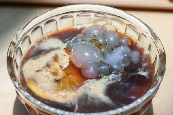 配合超夯展期，南美春室推出「孟婆湯」