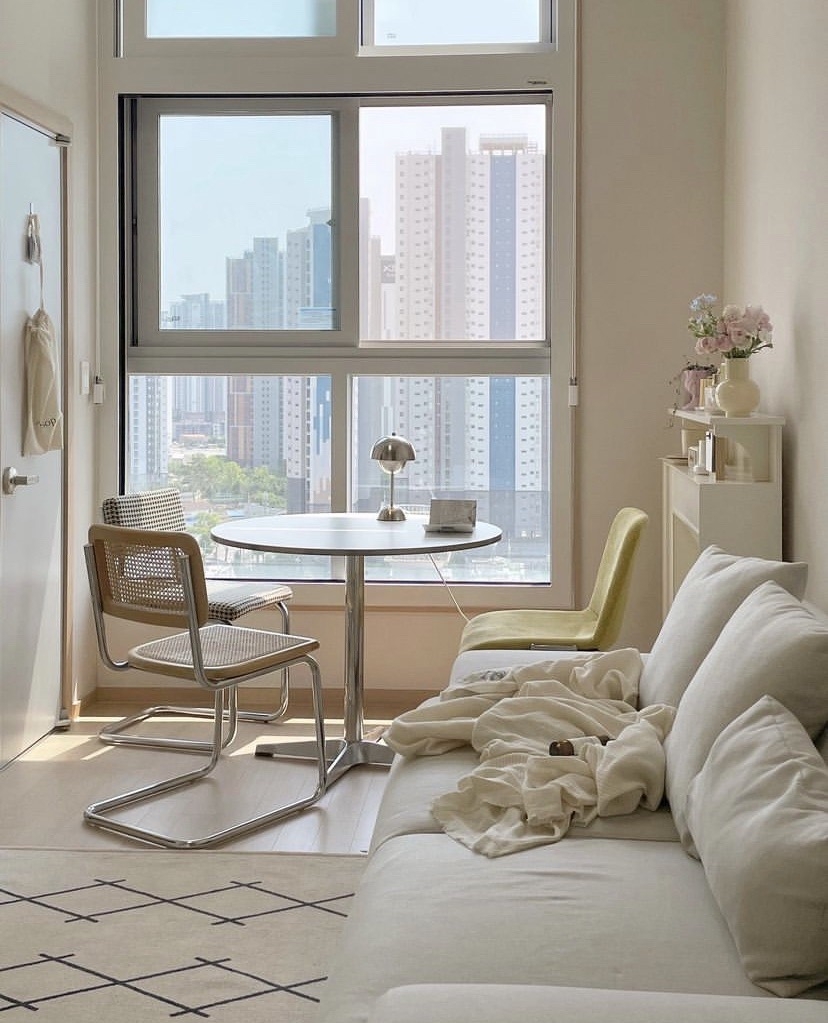 落地窗增加了更多空間可能性