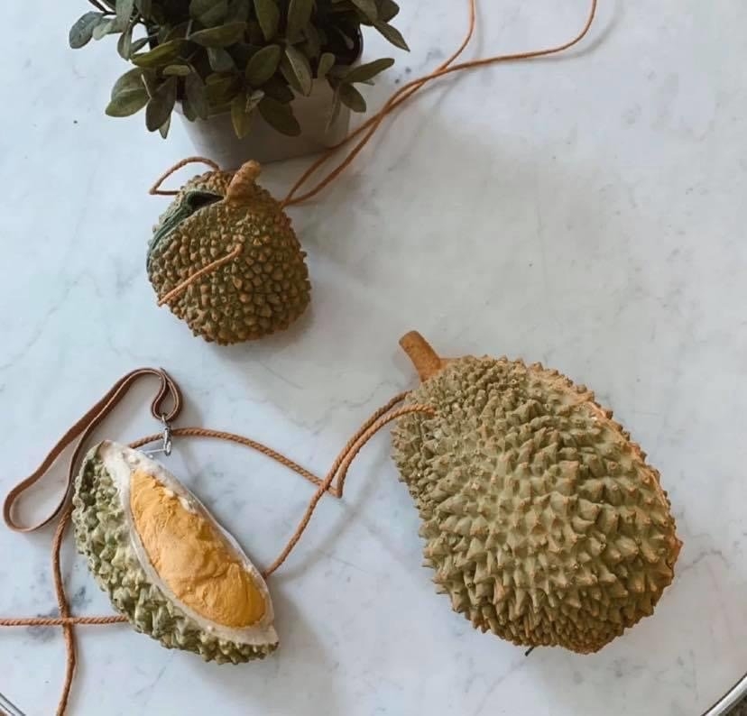 裡面還有黃色果肉