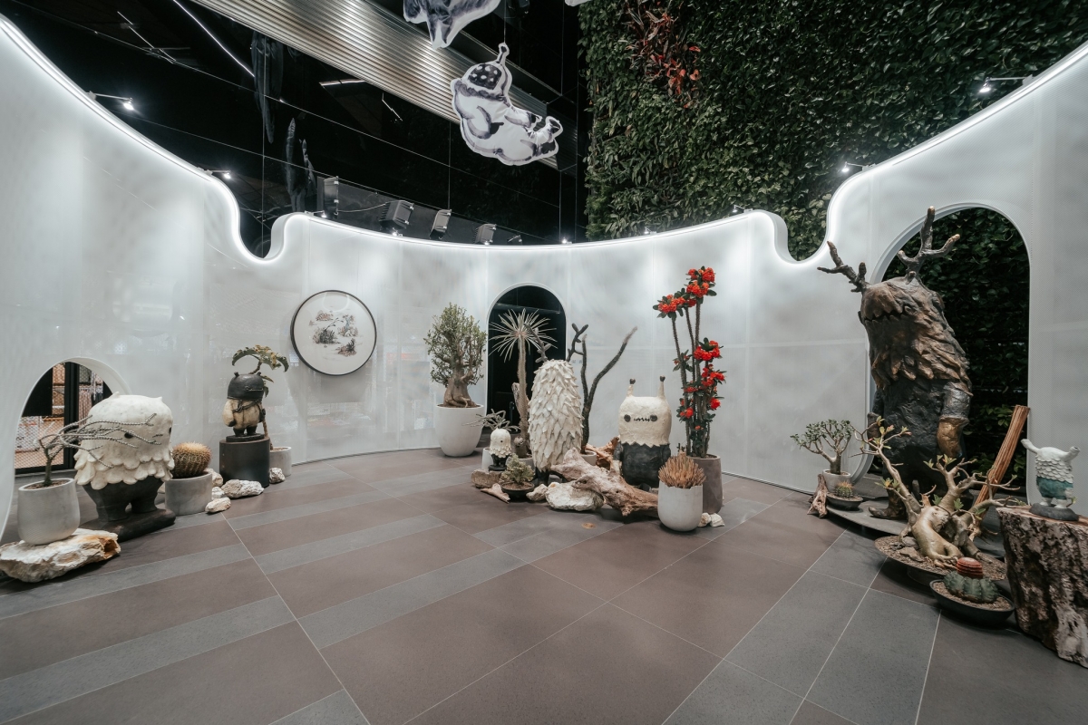 展覽廳以垂直雲端式出展