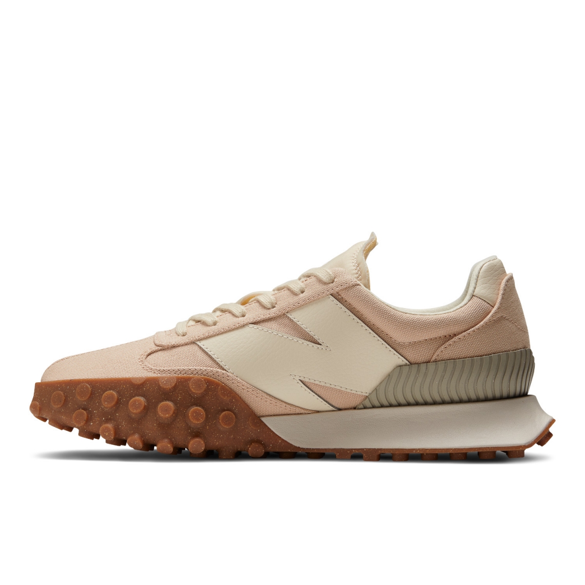New BalanceUXC72IA，NT$3,480