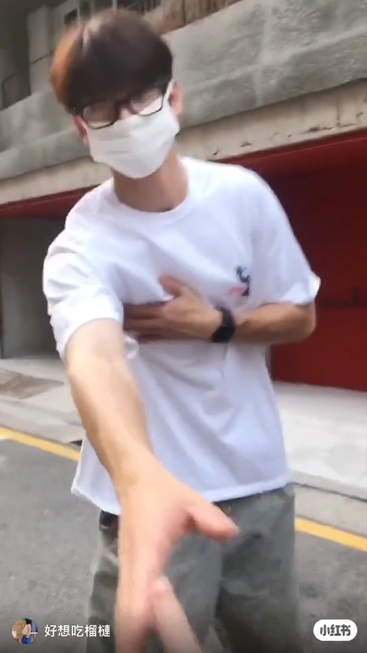 網友路邊巧遇車銀優