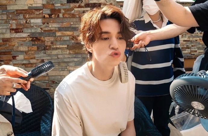 李棟旭「暴風回覆」在粉絲間獲得好評