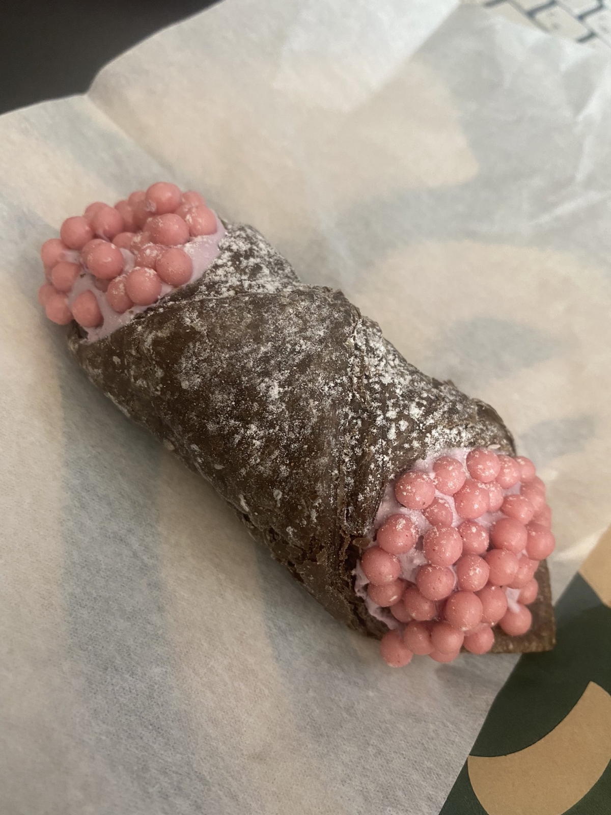 星巴克新甜點長相太奇葩