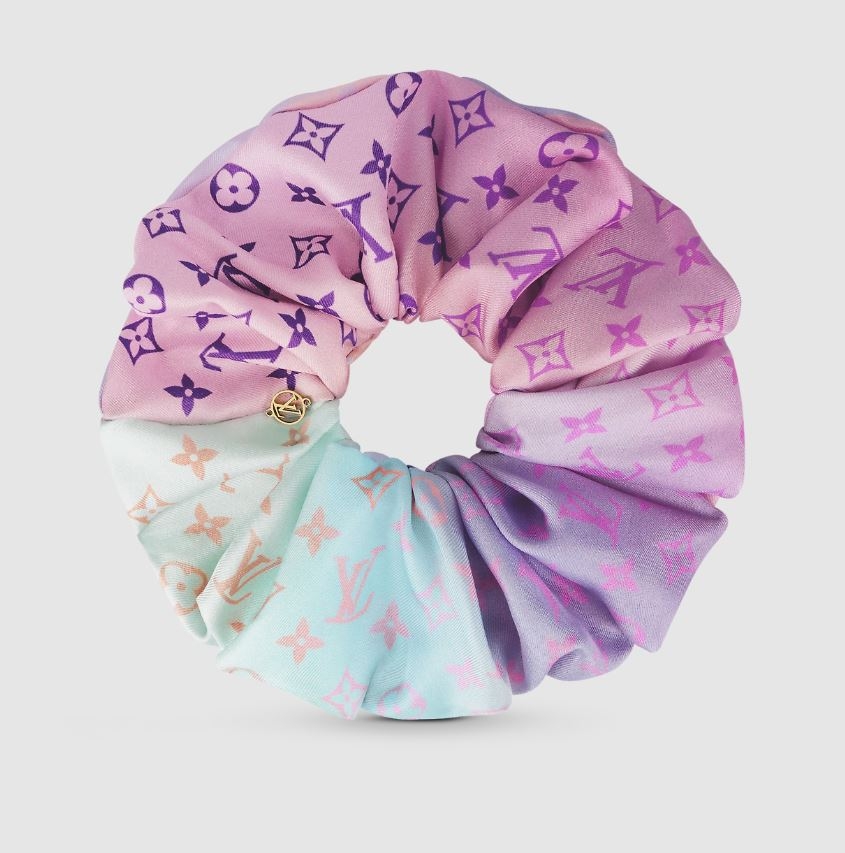 Louis Vuitton SPRING ESCAPE GRADIENT SCRUNCHY TROP CHOU,NT$10,200