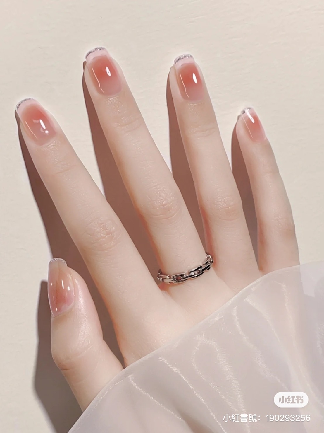 小紅書@其乐无穷