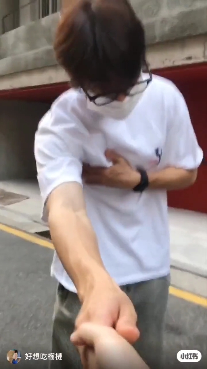 網友路邊巧遇車銀優